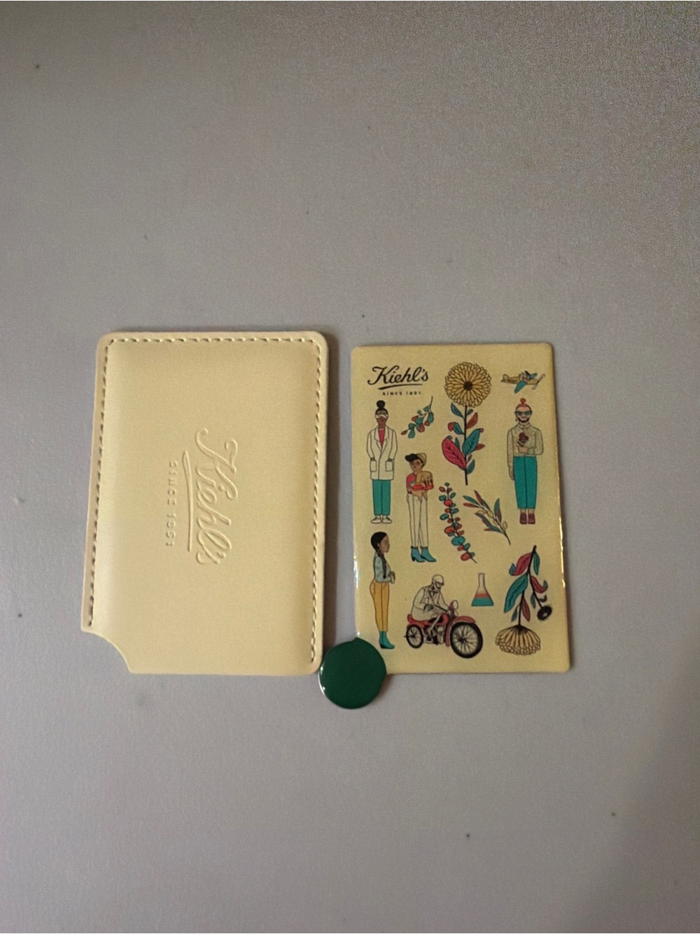 Kiehl's Cream Leather Mirror Set
